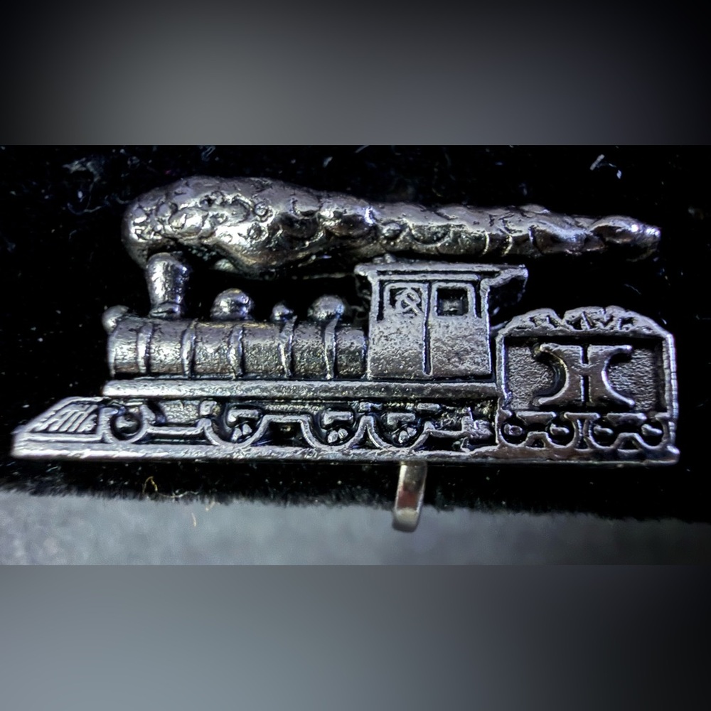 Vintage Silver-Tone Train Locomotive Screw Back Earrings